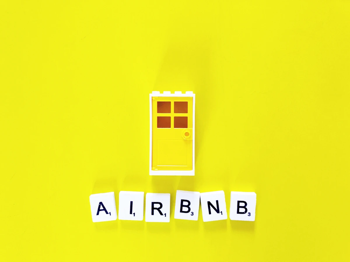Protégez vos droits : Guide complet pour les propriétaires face aux dommages des conciergeries Airbnb