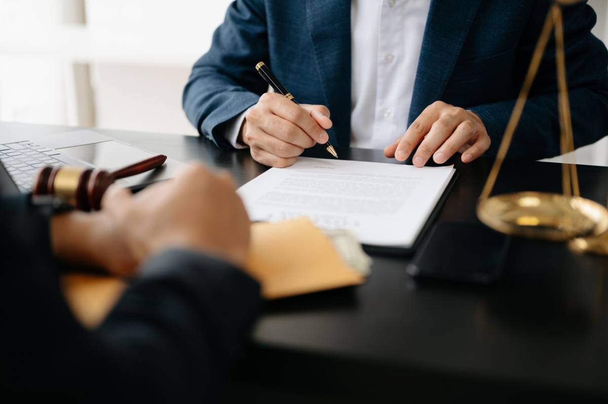 Pourquoi faire appel à un avocat en droit des affaires internationales ?